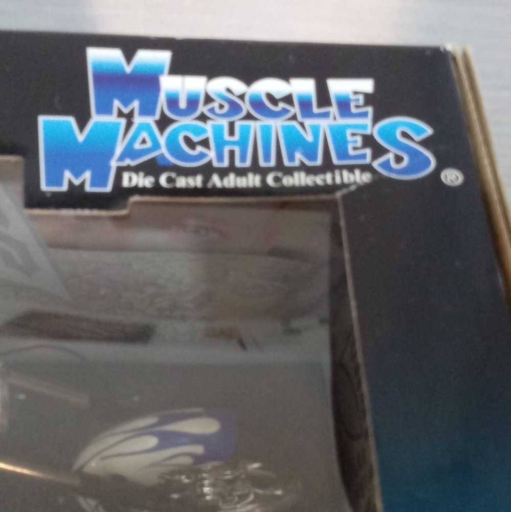 Muscle Machines. - Picture 5 of 8